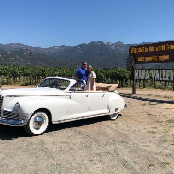 Meet your Posher, Lauren - Picture 1 of 1